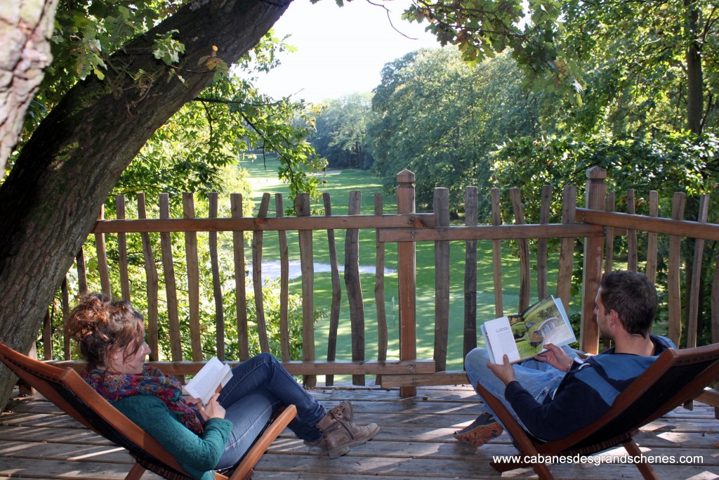 Cabane dans les arbres pour un week-end en amoureux